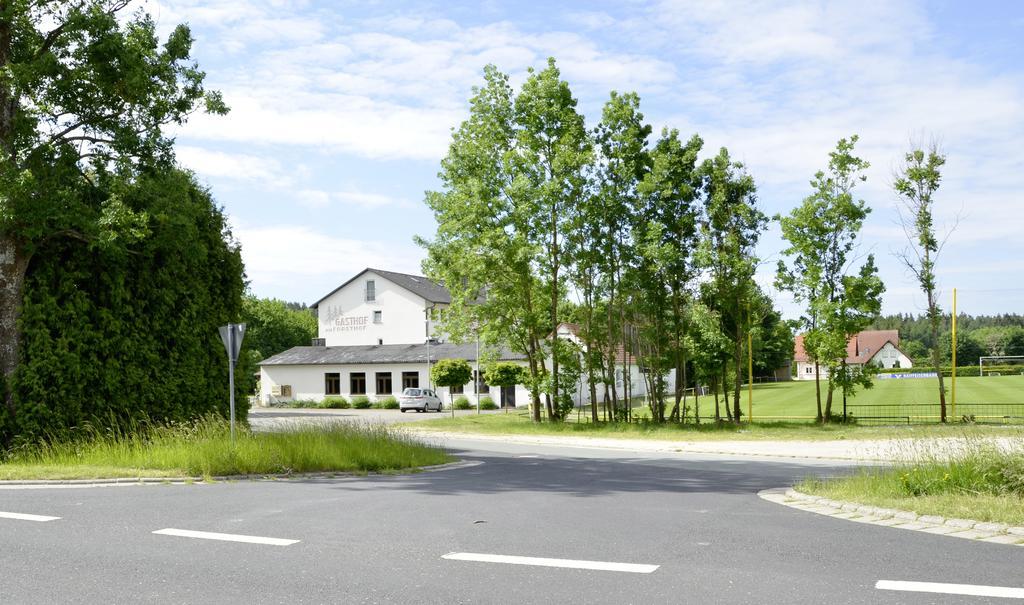 Hotel Gasthof Am Forsthof Edelsfeld ภายนอก รูปภาพ