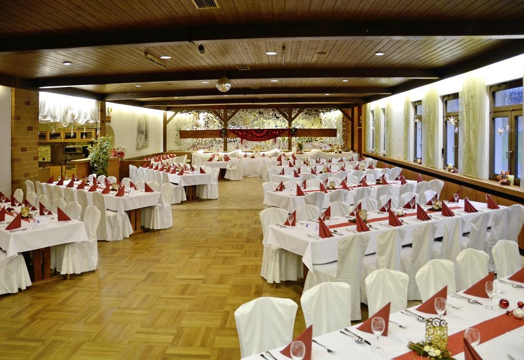 Hotel Gasthof Am Forsthof Edelsfeld ภายนอก รูปภาพ