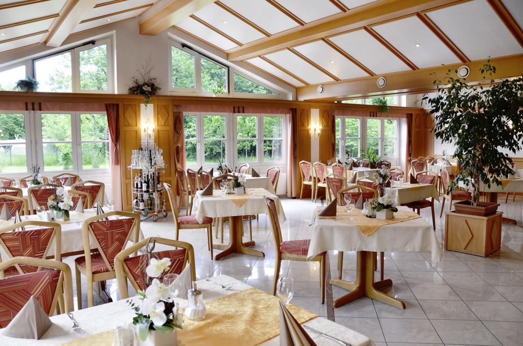 Hotel Gasthof Am Forsthof Edelsfeld ภายนอก รูปภาพ