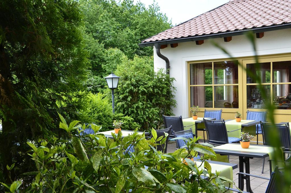 Hotel Gasthof Am Forsthof Edelsfeld ภายนอก รูปภาพ