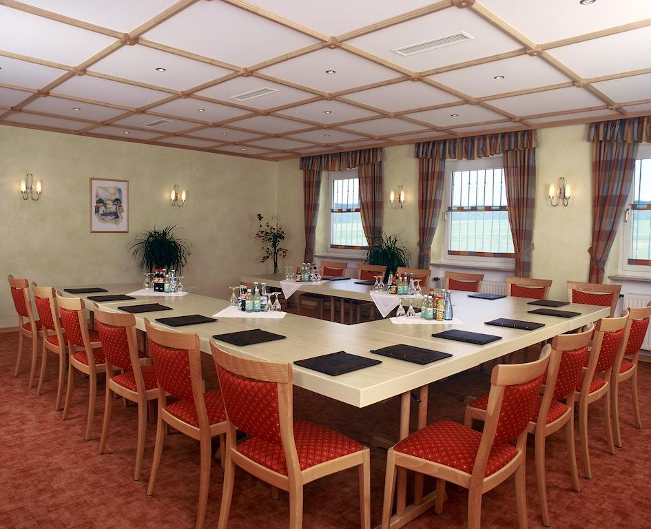 Hotel Gasthof Am Forsthof Edelsfeld ภายนอก รูปภาพ